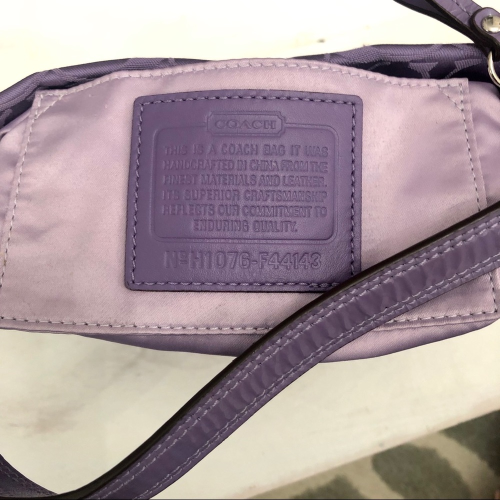 SOLD‼️ Coach small bag - Picture 8 of 8